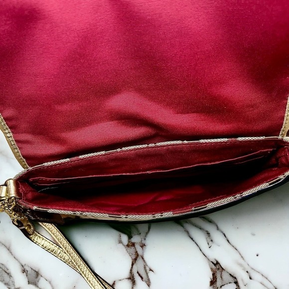 Coach F18870 Laura Signature Secret Admirer Tote & Matching Large Wristlet - Picture 10 of 13